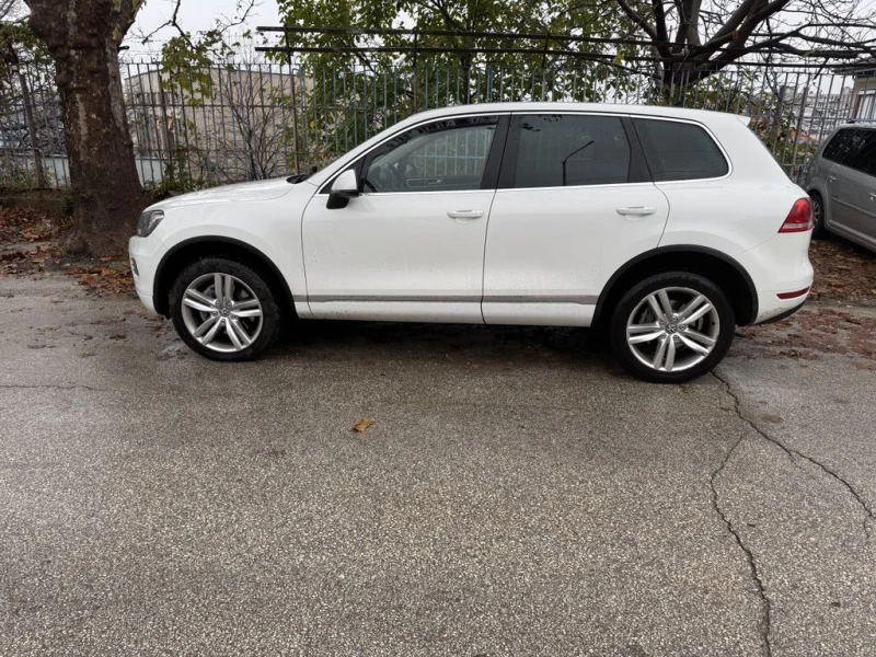 VW Touareg 7p, снимка 4 - Автомобили и джипове - 47939754