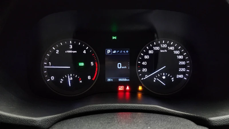 Hyundai Tucson 2.0 4WD MODERN autogeorge.com, снимка 7 - Автомобили и джипове - 51903379