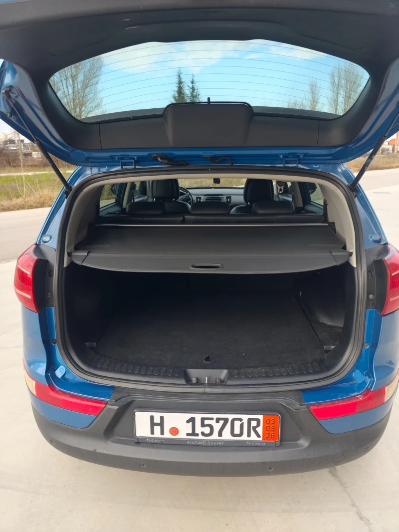 Kia Sportage LPG Lovato, KeylessGo, ксенон, кожа, Топ състояние, снимка 16 - Автомобили и джипове - 53508304