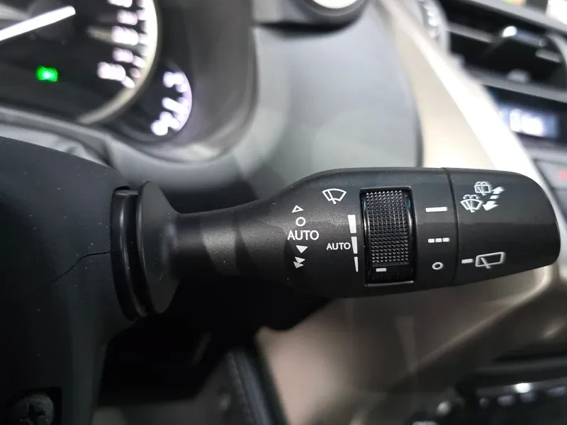 Lexus NX 300 Supreme, снимка 17 - Автомобили и джипове - 55264644