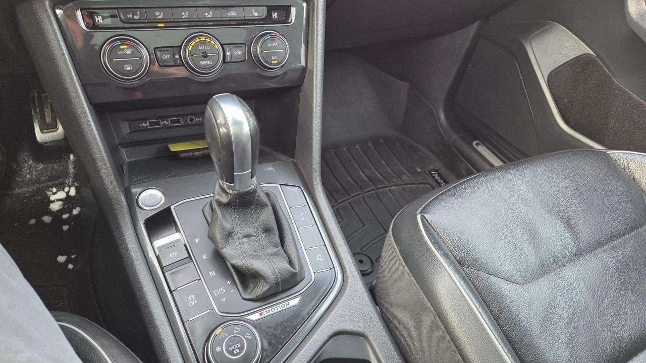 VW Tiguan HIGHLINE, LEATHER, ROOF, ONLY 133KMS, CERTIFIED | Mobile.bg � ����������� 17