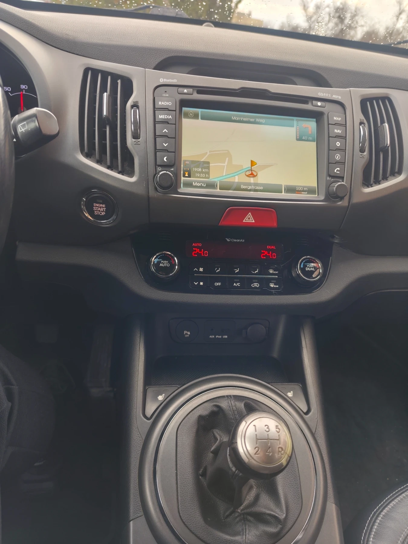 Kia Sportage LPG Lovato, KeylessGo, ксенон, кожа, Топ състояние, снимка 14 - Автомобили и джипове - 53508304