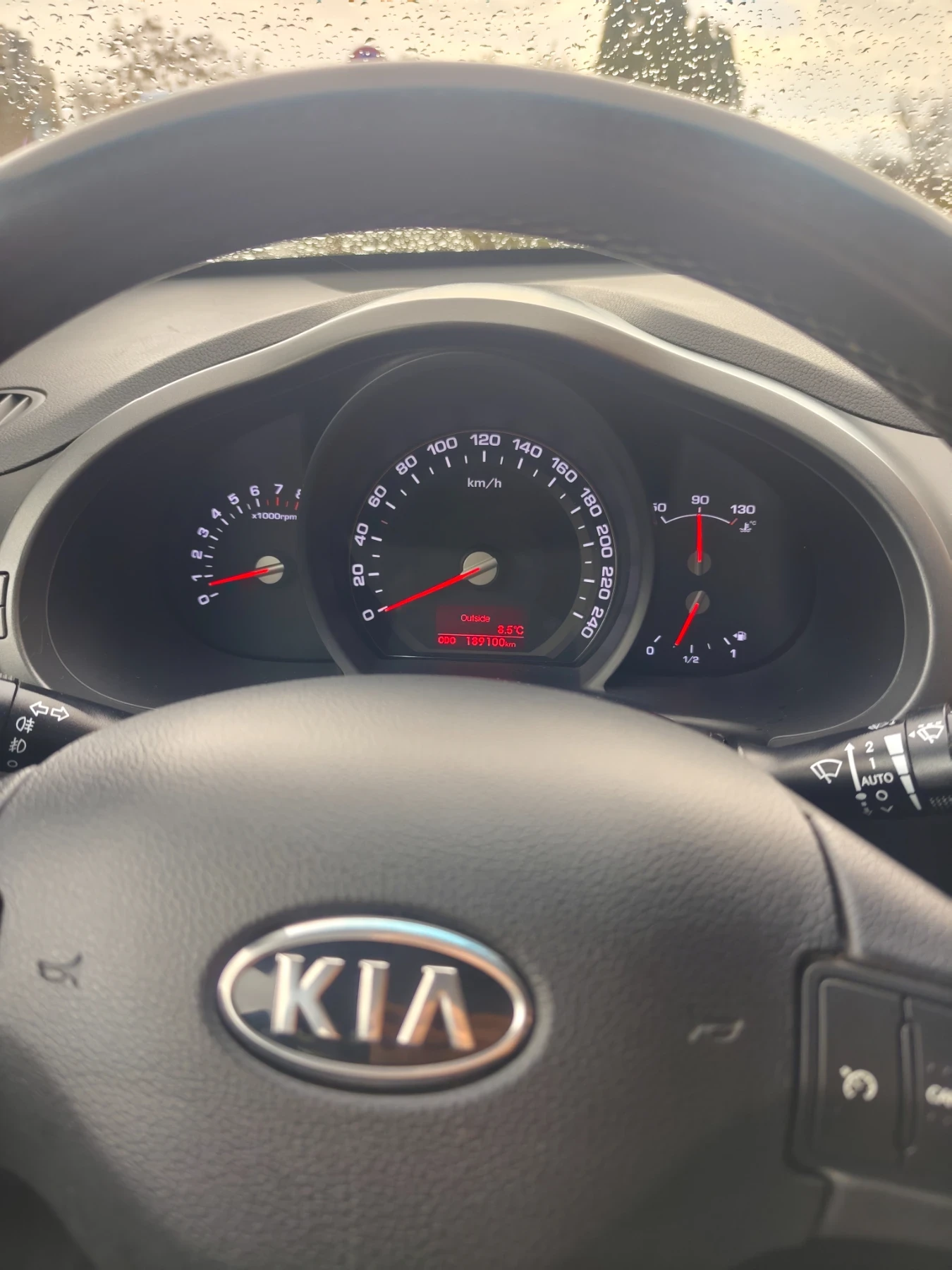 Kia Sportage LPG Lovato, KeylessGo, ксенон, кожа, Топ състояние, снимка 13 - Автомобили и джипове - 53508304