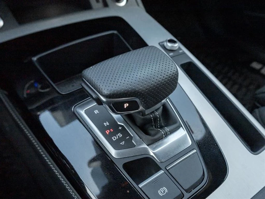 Audi Q5 quattro Technik 45 TFSI* АвтоКредит* (Цена до БГ) , снимка 14 - Автомобили и джипове - 54182073