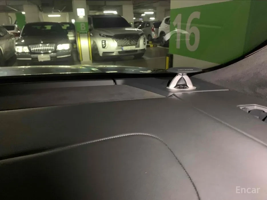 Lamborghini Urus Murdered Out* NERO NEMESIS* B&O* CARBON* ������ �� | Mobile.bg � ����������� 8