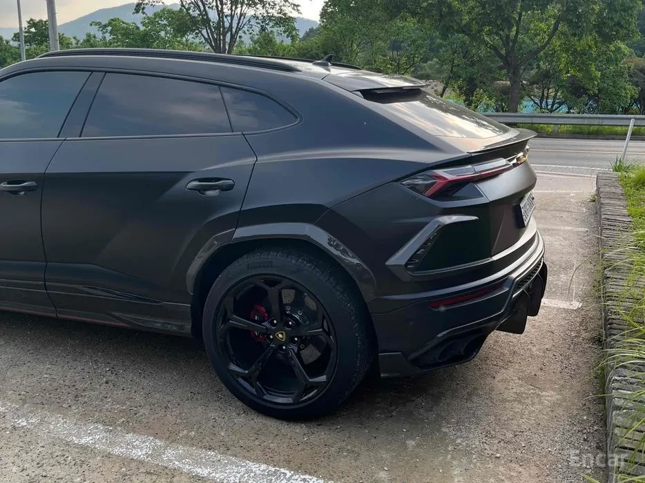 Lamborghini Urus Murdered Out* NERO NEMESIS* B&O* CARBON* ������ �� | Mobile.bg � ����������� 5