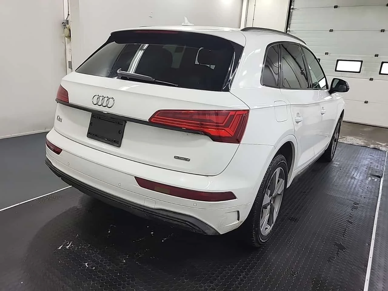 Audi Q5 * KOMFORT * CARFAX * ЦЕНА ДО БГ, снимка 4 - Автомобили и джипове - 54989967