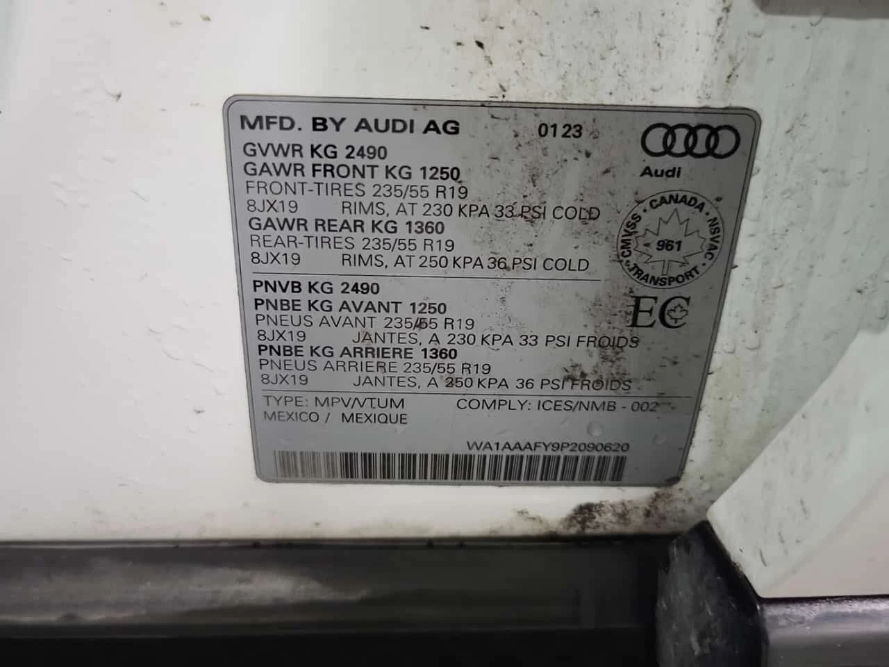 Audi Q5 * KOMFORT * CARFAX * ЦЕНА ДО БГ, снимка 17 - Автомобили и джипове - 54989967