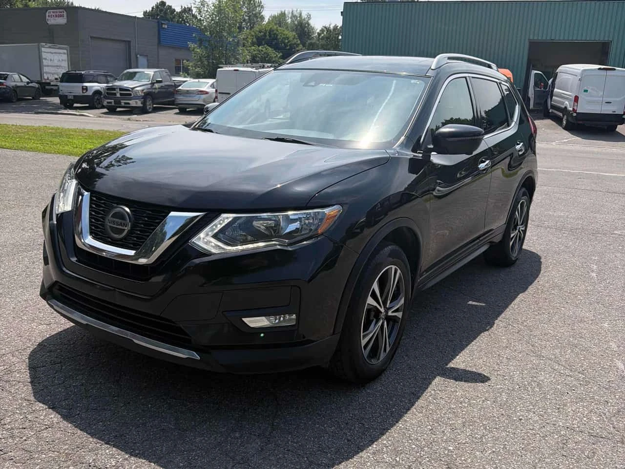 Nissan Rogue AWD | CARFAX | БЕЗ ПЪРВОНАЧАЛНА ВНОСКА
