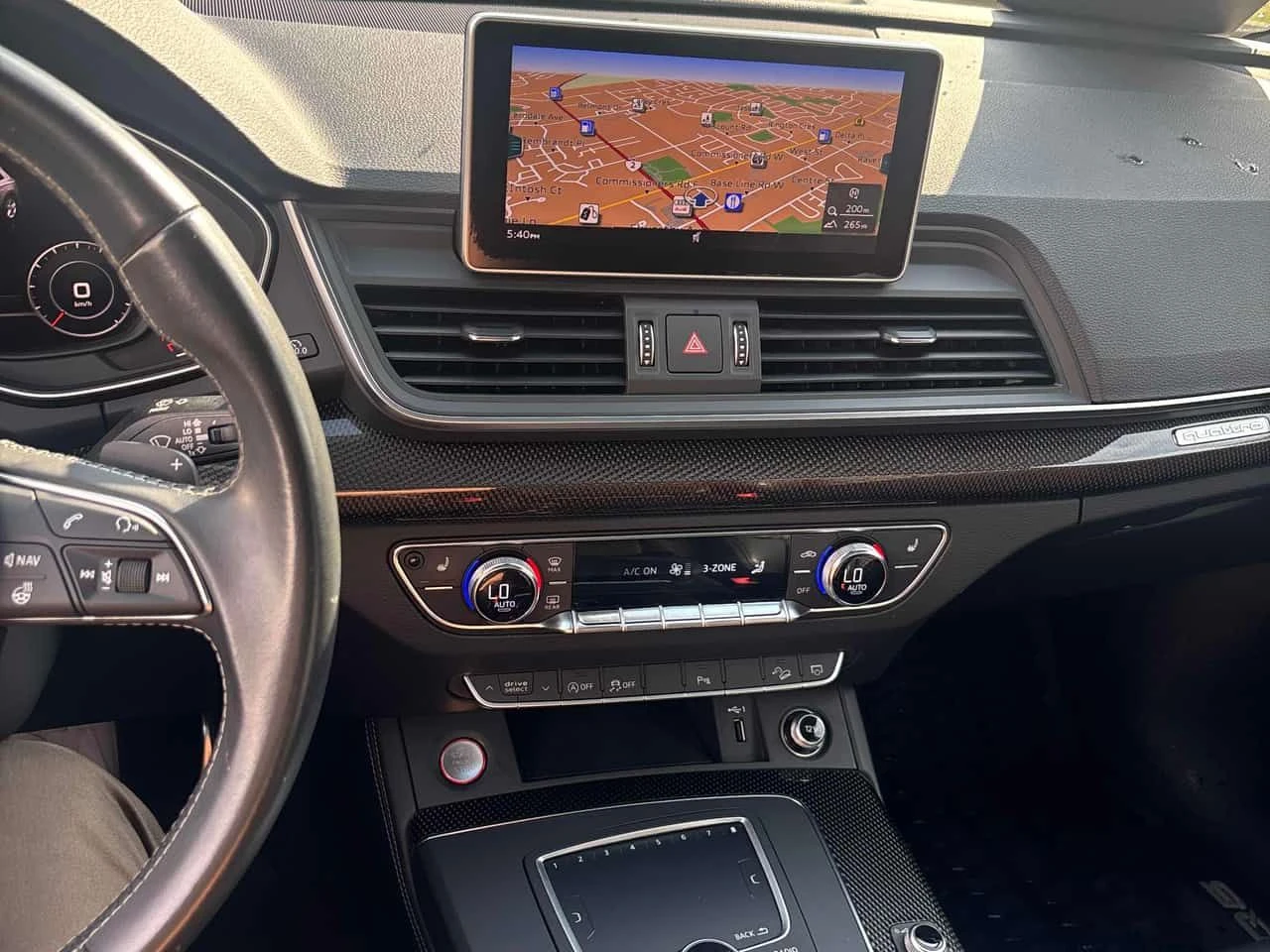 Audi SQ5 Technik / 360 / DISTRONIC / CARFAX / АВТОКРЕДИТ , снимка 9 - Автомобили и джипове - 55590991