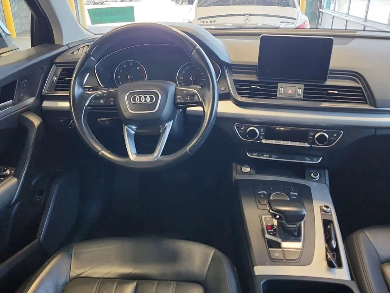 Audi Q5 * KOMFORT * CARFAX * ОПЦИЯ ЗА ФИНАНСИРАНЕ * , снимка 10 - Автомобили и джипове - 55690125