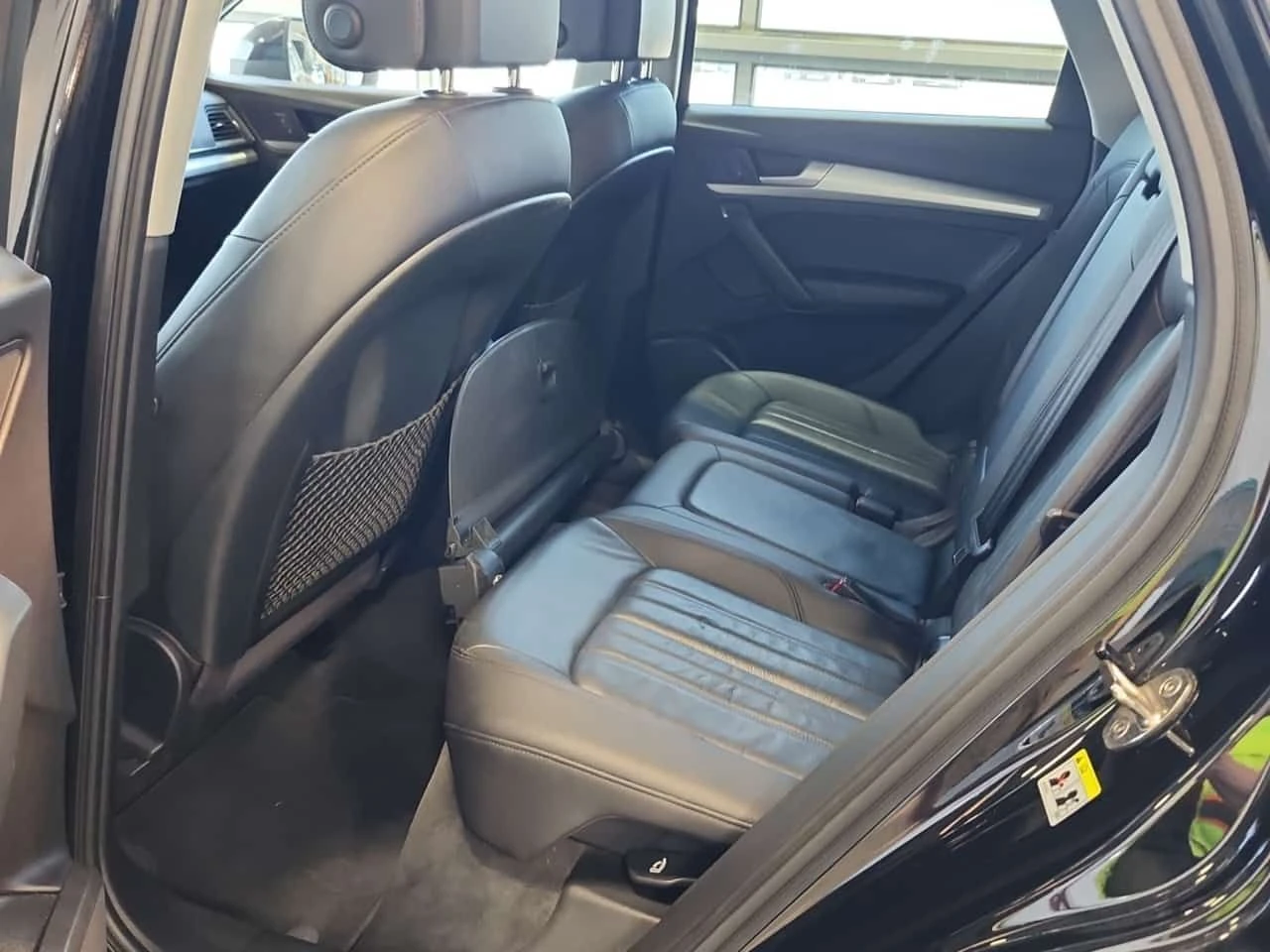 Audi Q5 * KOMFORT * CARFAX * ОПЦИЯ ЗА ФИНАНСИРАНЕ * , снимка 11 - Автомобили и джипове - 55690125