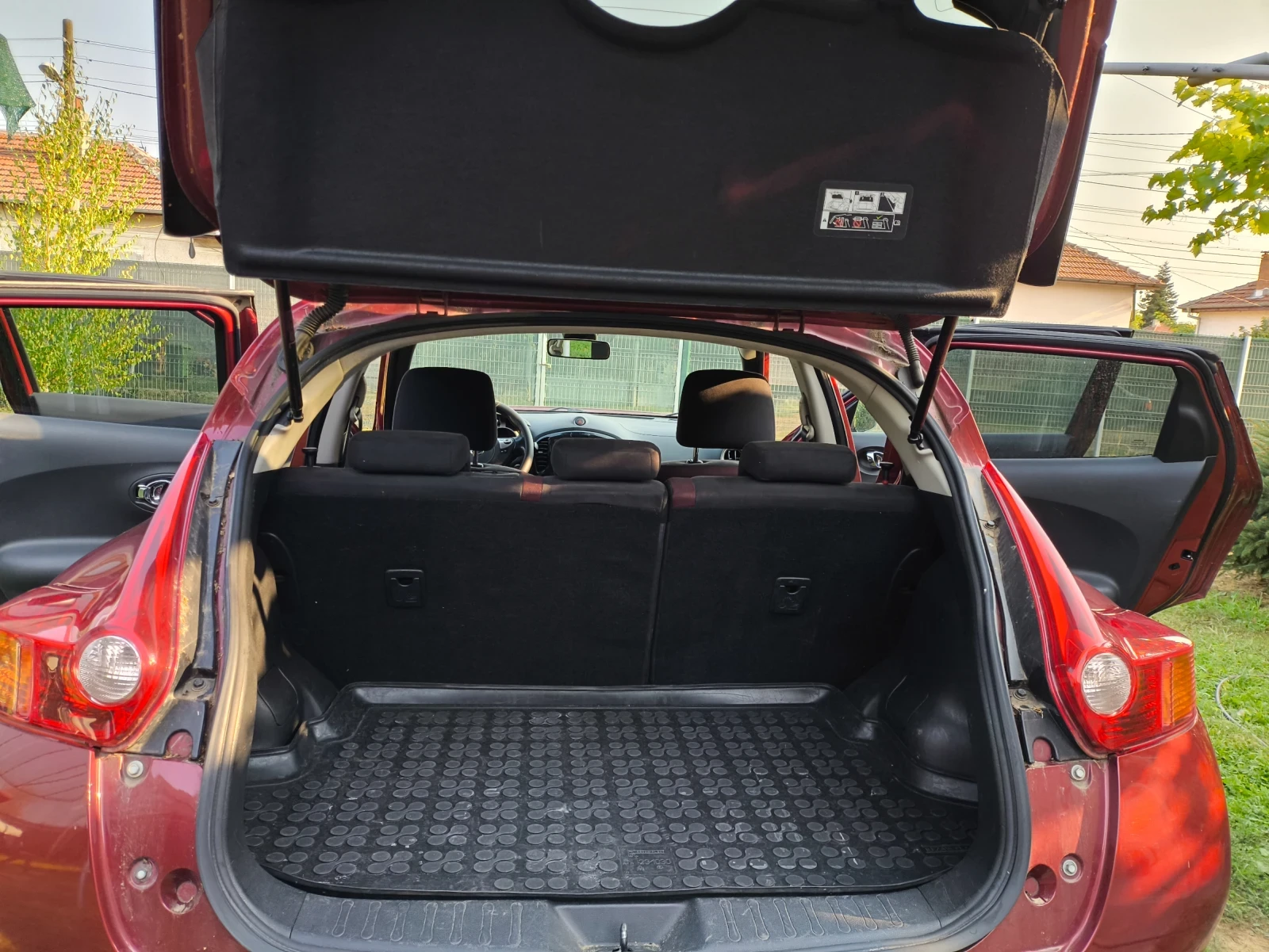 Nissan Juke 1, 6, снимка 7 - Автомобили и джипове - 56583859