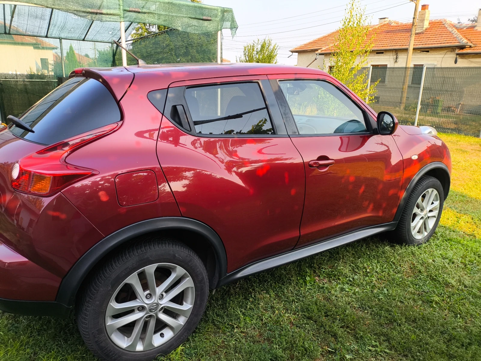 Nissan Juke 1, 6, снимка 4 - Автомобили и джипове - 56583859