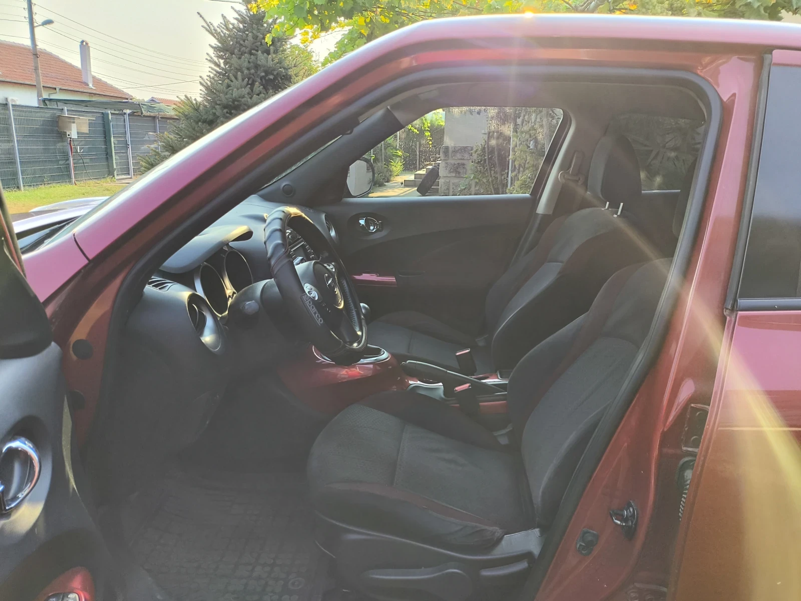 Nissan Juke 1, 6, снимка 5 - Автомобили и джипове - 56583859