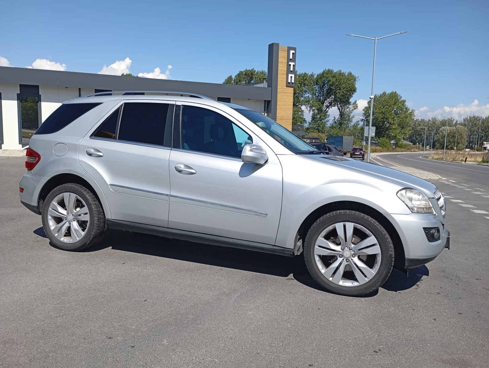Mercedes-Benz ML 320 CDI 4 MATIK , снимка 3 - Автомобили и джипове - 56164530