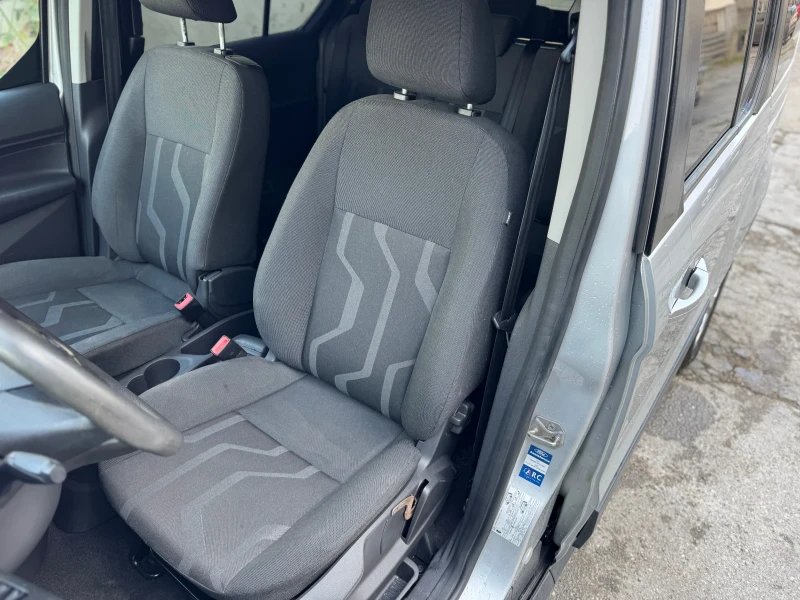 Ford Tourneo 1.6i* 150к.с.* Климатик* Автомат* 7местен, снимка 11 - Бусове и автобуси - 47670412