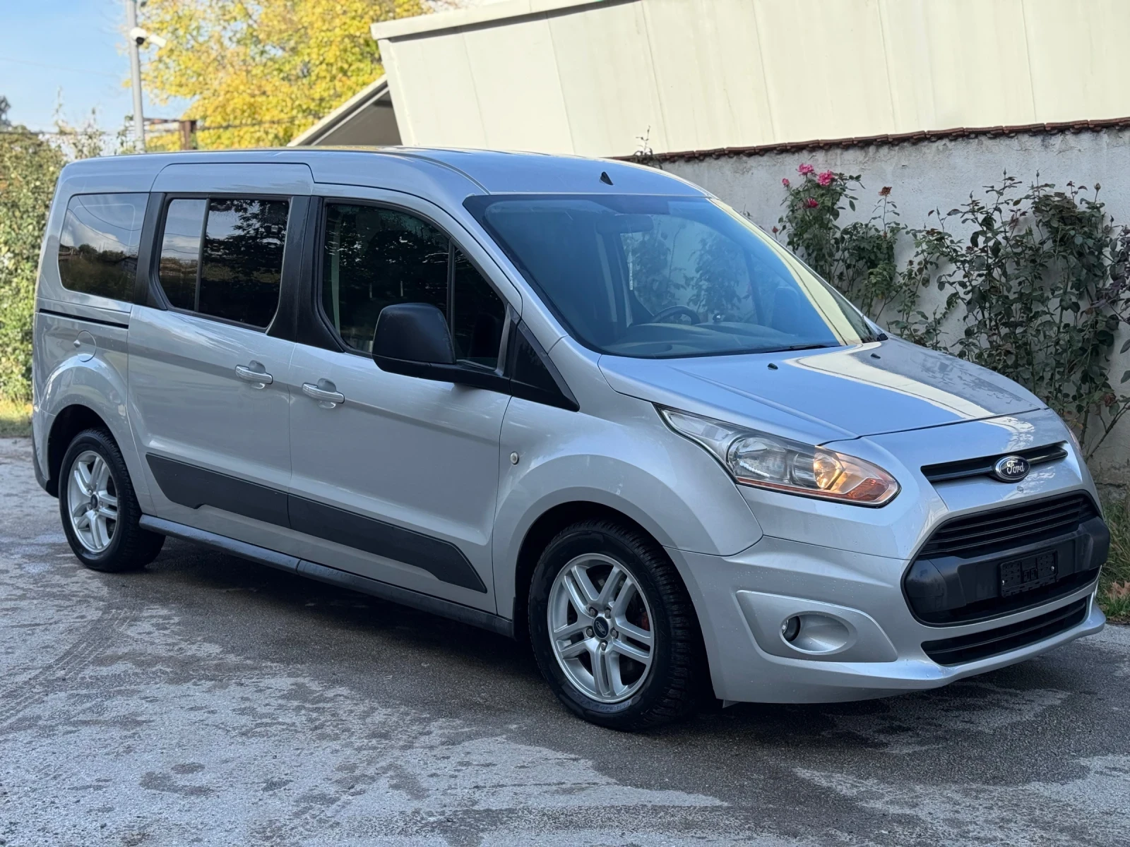 Ford Tourneo 1.6i* 150к.с.* Климатик* Автомат* 7местен - изображение 5