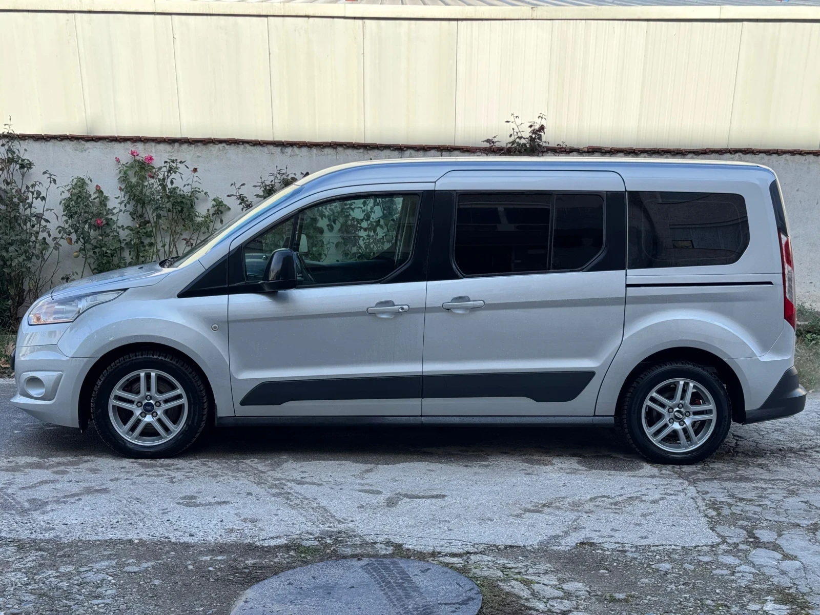 Ford Tourneo 1.6i* 150к.с.* Климатик* Автомат* 7местен - изображение 3