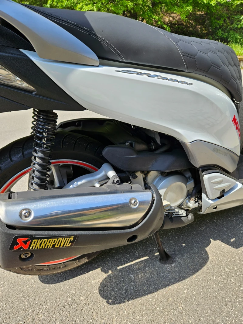 Honda Sh 300S, снимка 9 - Мотоциклети и мототехника - 51835937