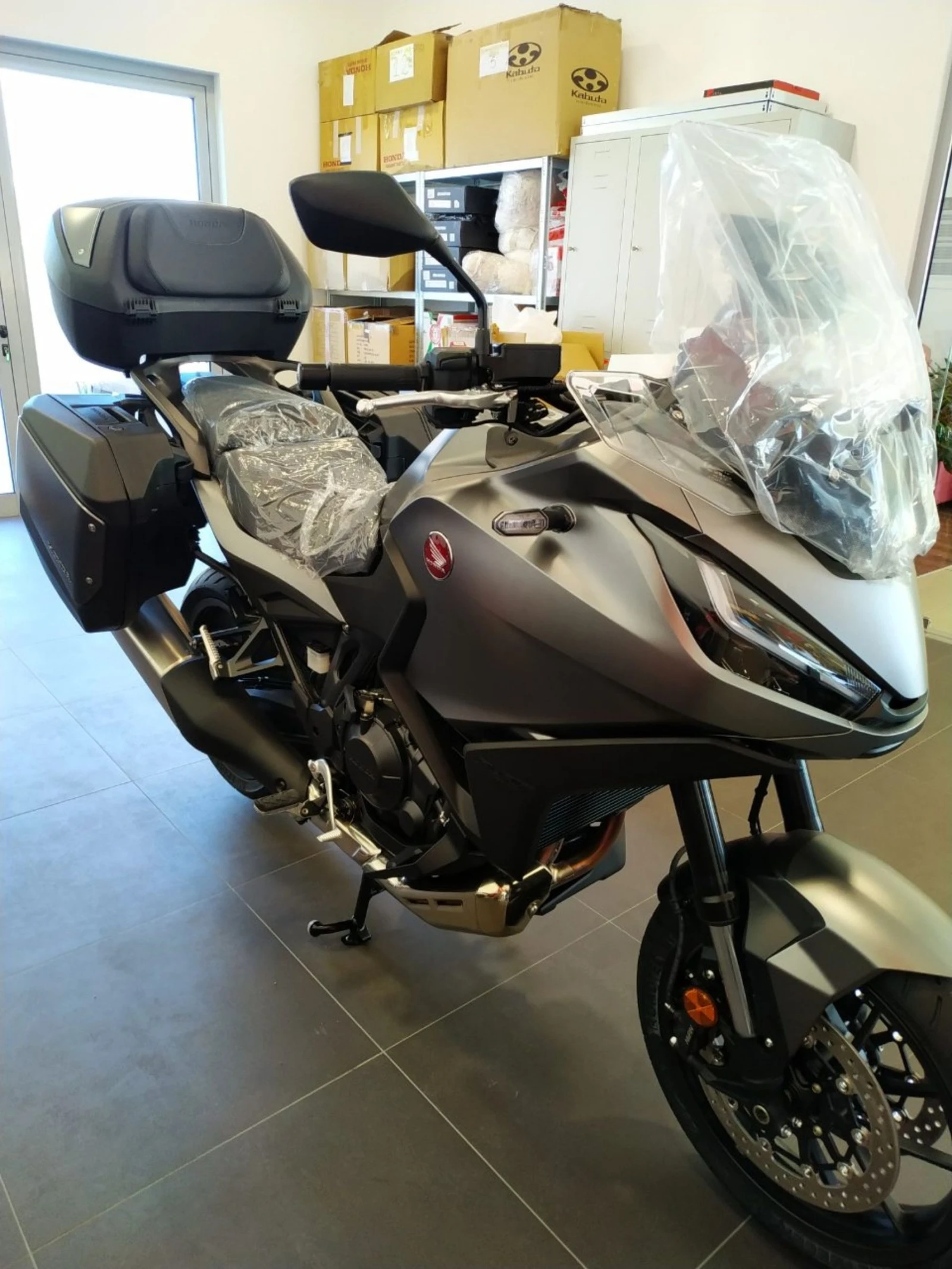 Honda Nt 1100 Black Fruday до края на месеца - изображение 3