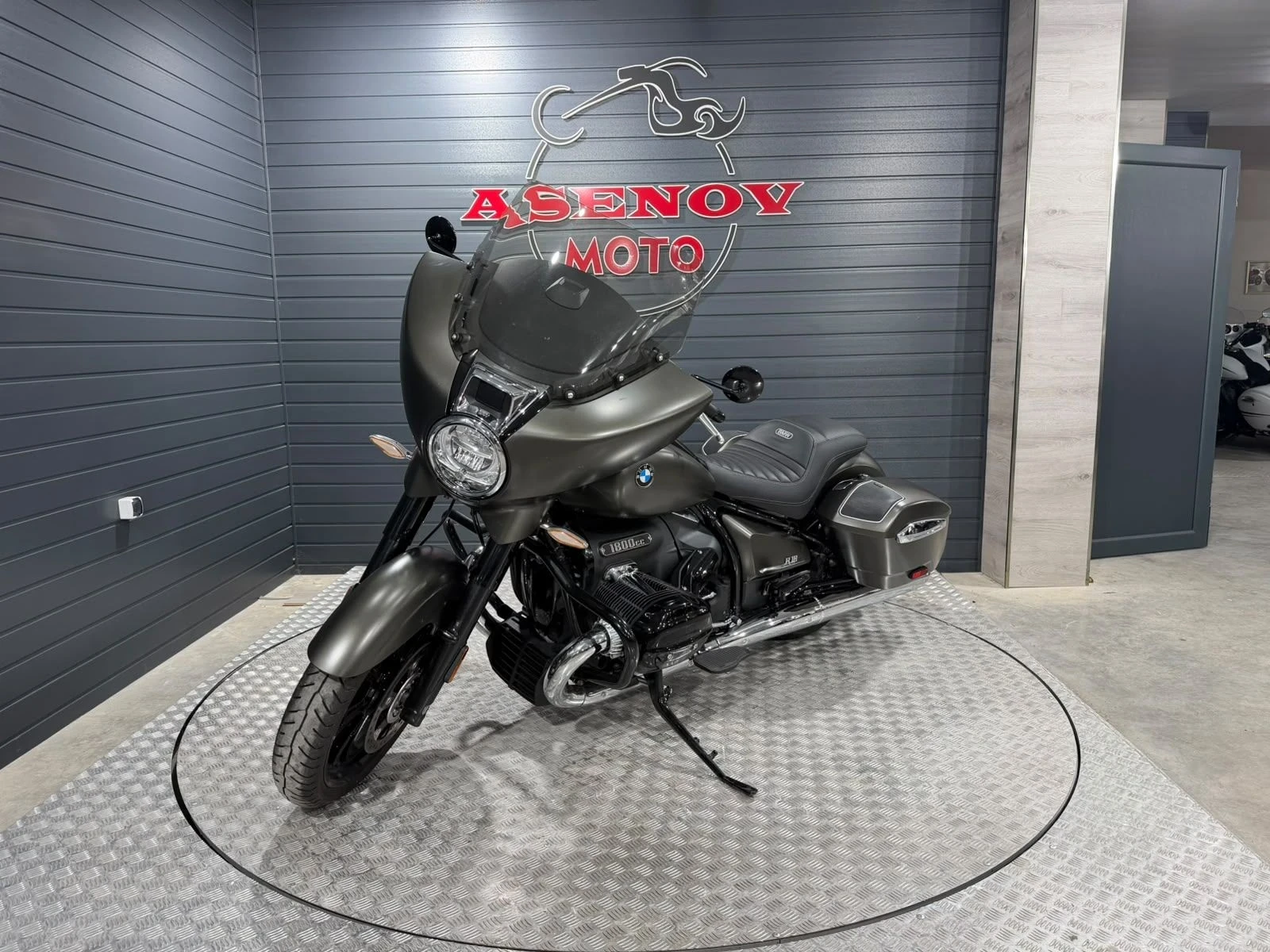 BMW R R 18 NEW CONDITION, снимка 4 - Мотоциклети и мототехника - 55791692