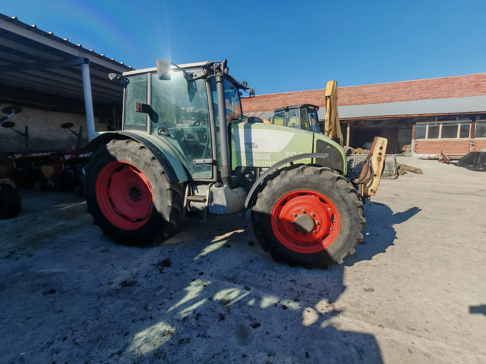 Трактор Claas Axos 340 - изображение 2