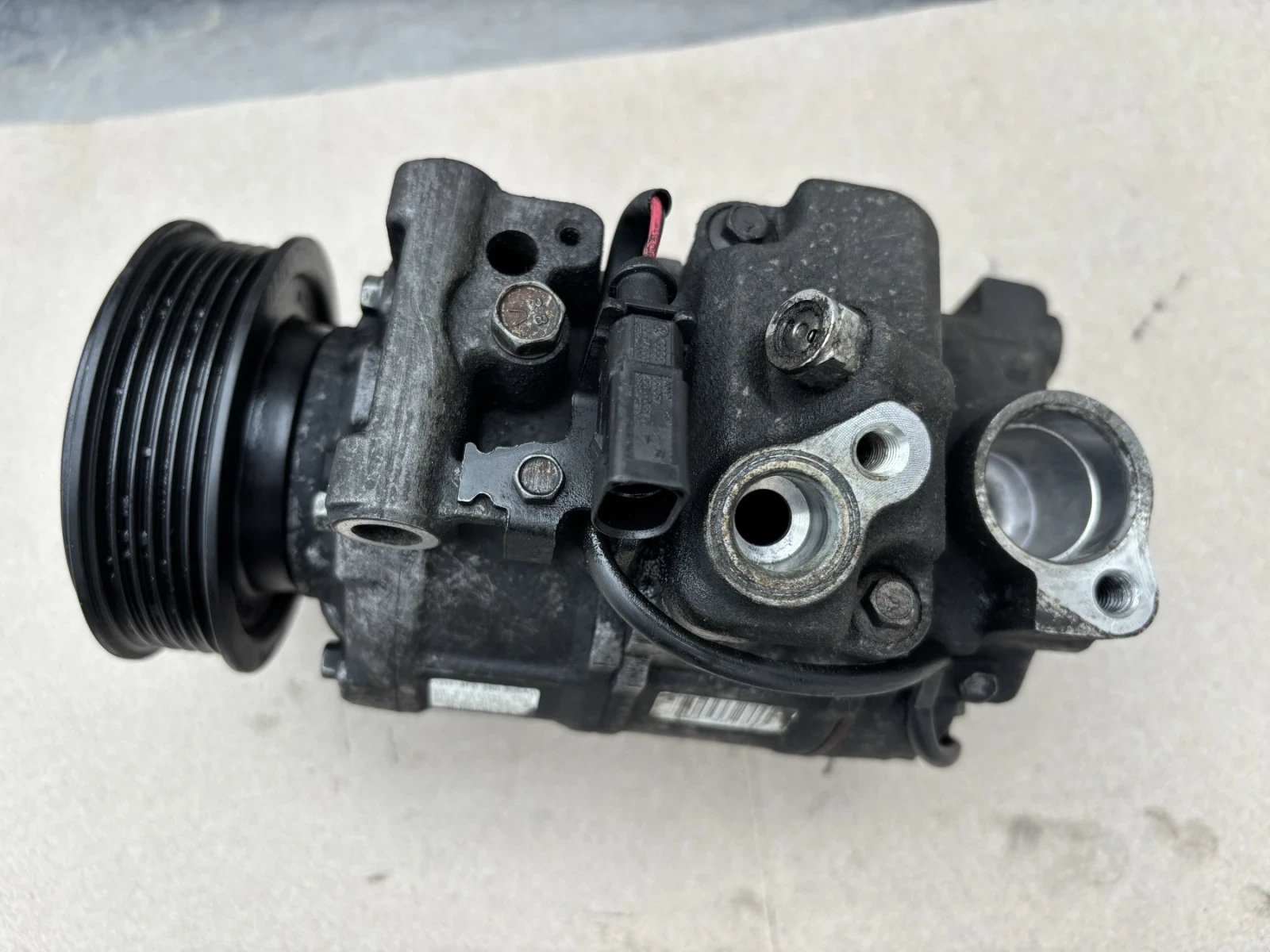 4F0260805AG   AUDI A6 C6/4F 447190-6447 4F0 260 805AG | Mobile.bg   1