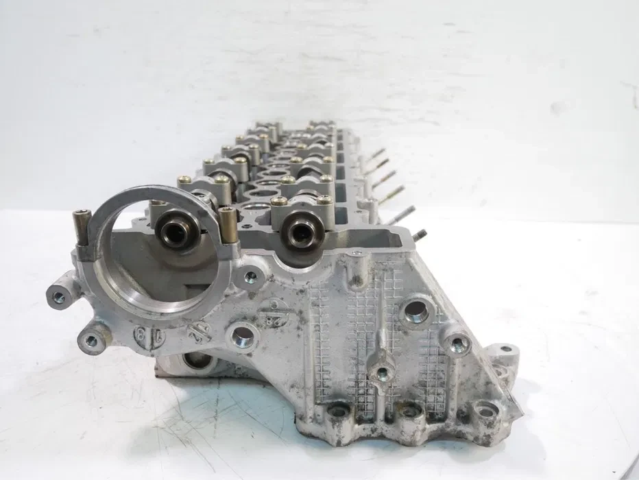 Цилиндрова глава за БМВ BMW E46 E53 E60 E61 204-218 к.с 3.0 дизел, снимка 4 - Части - 56341213