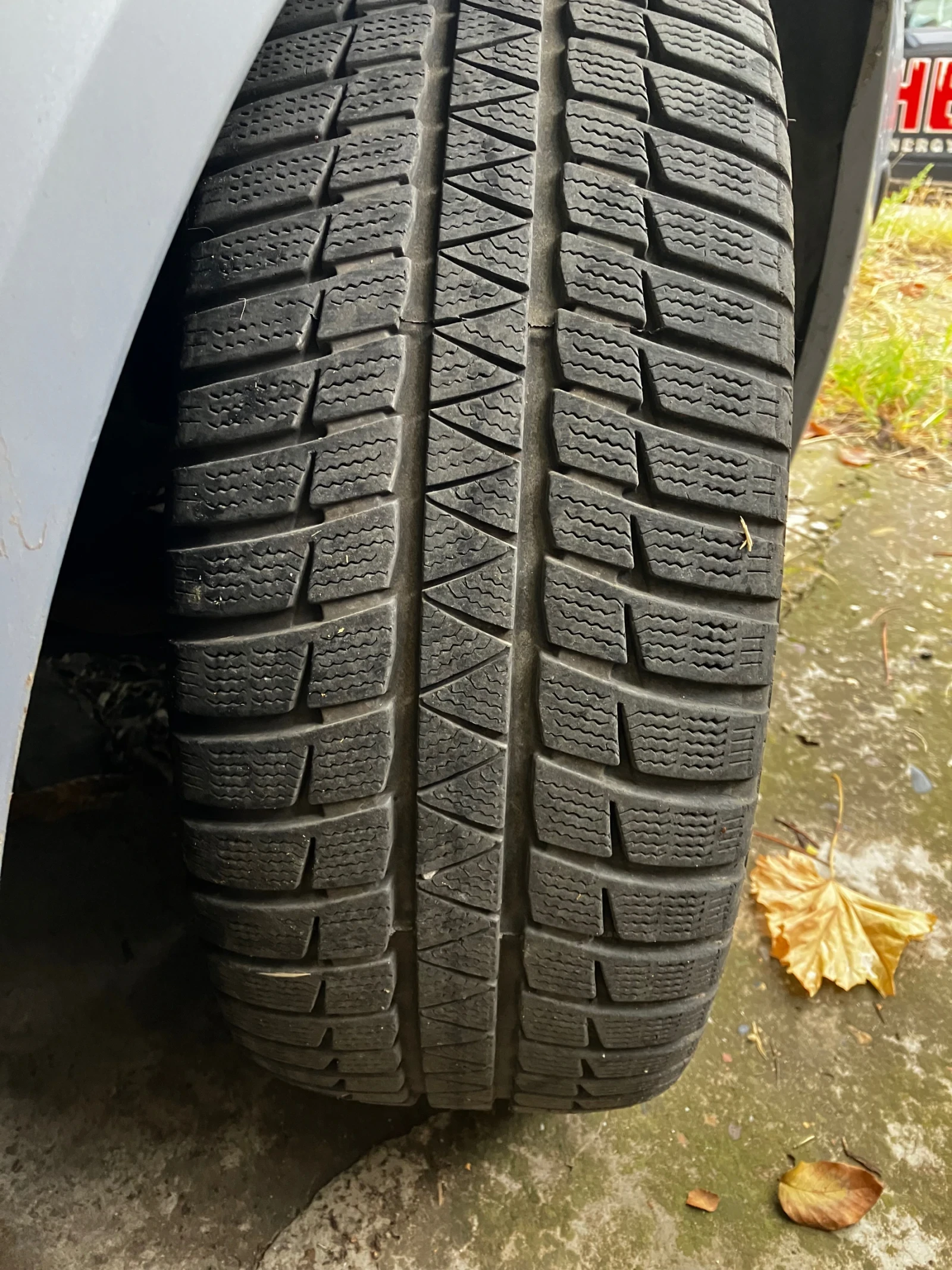 ���� � ������ 225/45R17 | Mobile.bg � ����������� 2
