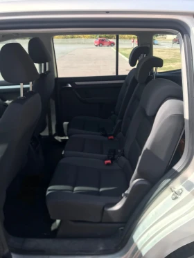 VW Touran 1.6 TDI 105, снимка 12
