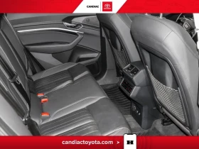 Audi E-Tron QUATTRO PROGRESSIV * DIS * PANO * ПОДГРЕВИ * КАМЕР, снимка 11