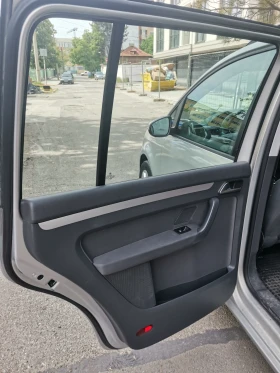 VW Touran 1.6 TDI 105 | Auto.bg — изображение 10
