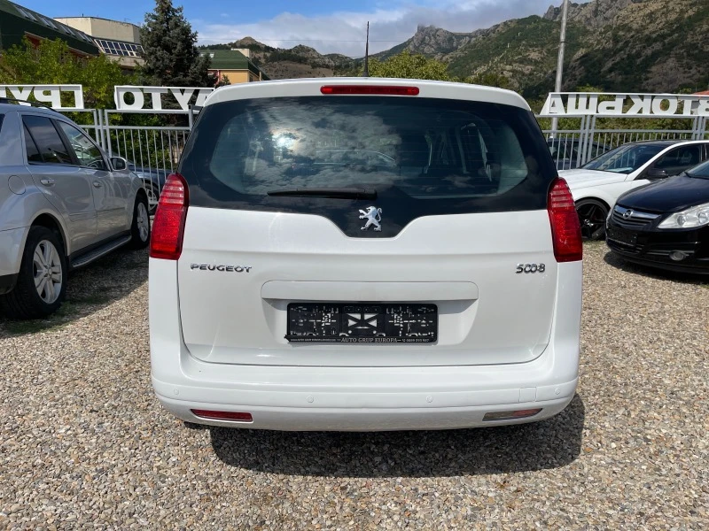 Peugeot 5008 1.6HDI, снимка 4 - Автомобили и джипове - 42076931