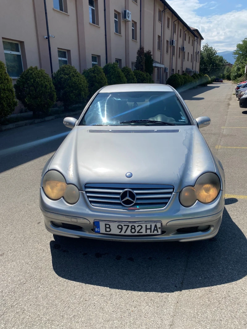 Mercedes-Benz C 220, снимка 2 - Автомобили и джипове - 46814845