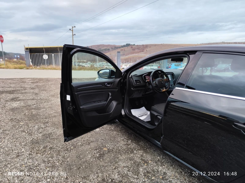 Renault Megane 1.5, снимка 14 - Автомобили и джипове - 48570980