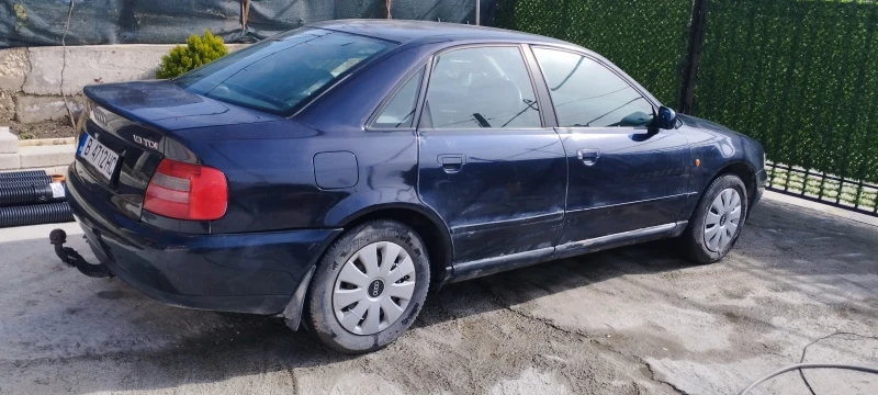 Audi A4 Седан, снимка 4 - Автомобили и джипове - 49497328