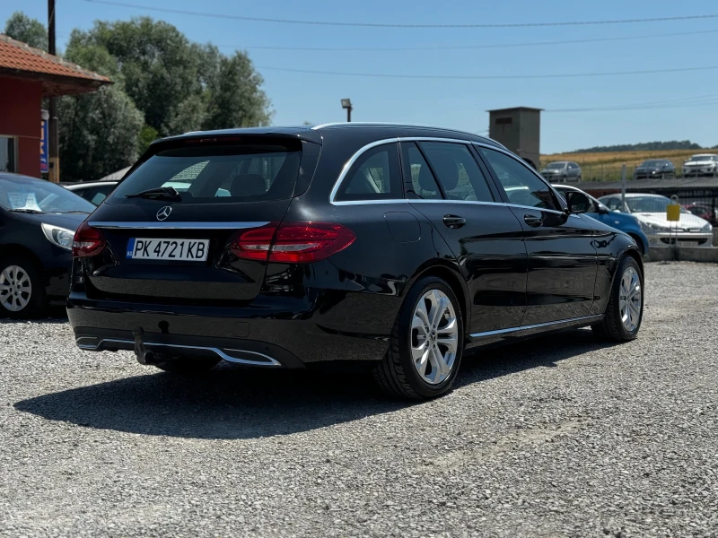Mercedes-Benz C 220 2.2D 170kc. Сервизна история Теглич Е6, снимка 4 - Автомобили и джипове - 51106656