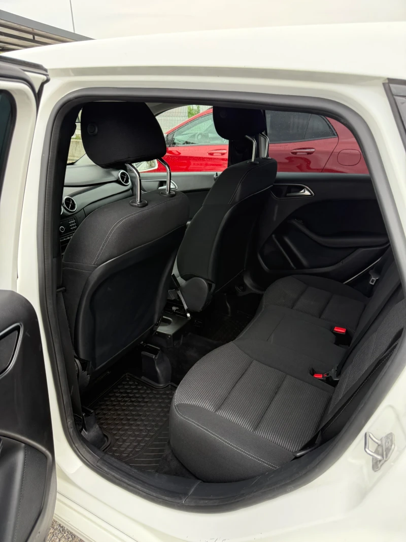 Mercedes-Benz B 220 B220, снимка 7 - Автомобили и джипове - 52427555