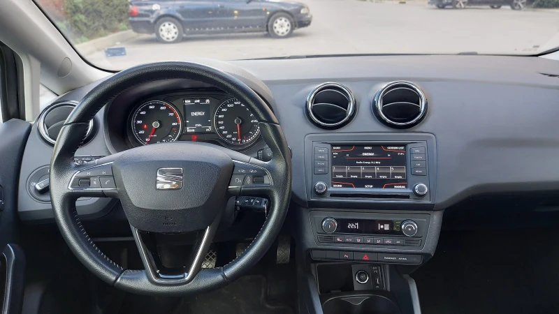 Seat Ibiza 1.0 TSI 58к км, снимка 11 - Автомобили и джипове - 51793598