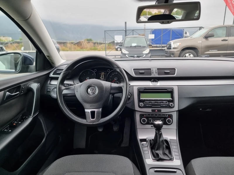 VW Passat 2.0TDI, снимка 12 - Автомобили и джипове - 51835855