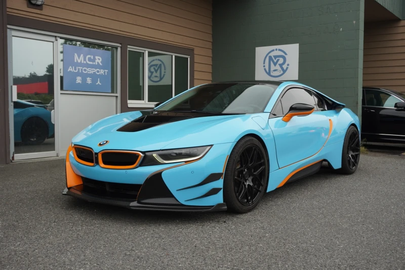 BMW i8 2dr Cpe * * CARFAX * * АВТО КРЕДИТ * * , снимка 2 - Автомобили и джипове - 52555205
