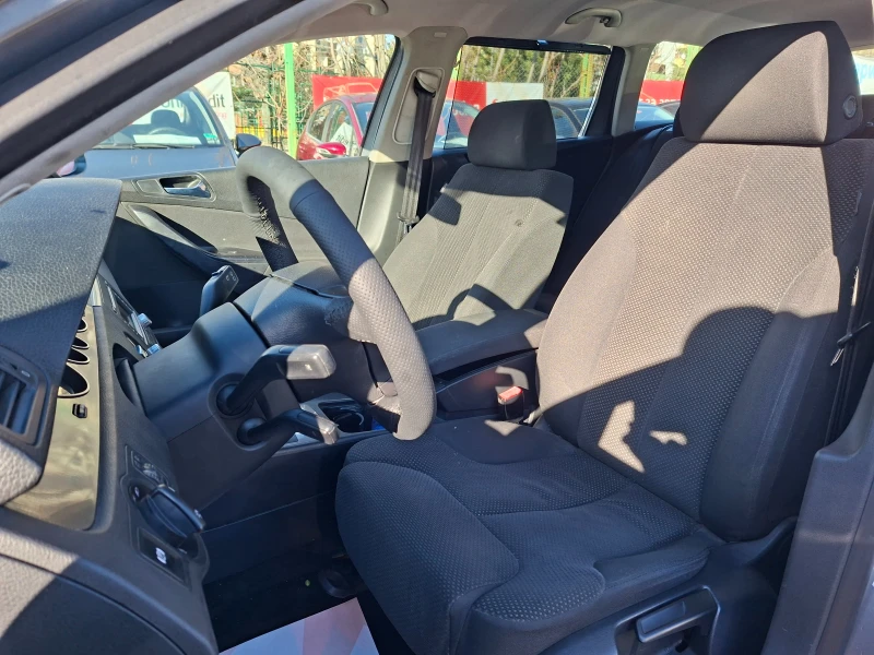 VW Passat 2.0TDI* AUTOMATIC-DSG* * , снимка 9 - Автомобили и джипове - 53099761