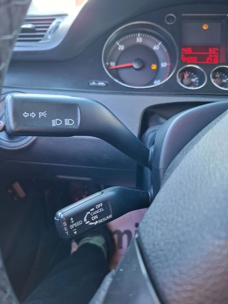 VW Passat 2.0TDI* AUTOMATIC-DSG* * , снимка 16 - Автомобили и джипове - 53099761