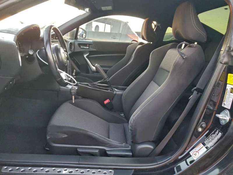 Toyota GT86 Base, снимка 7 - Автомобили и джипове - 53182474