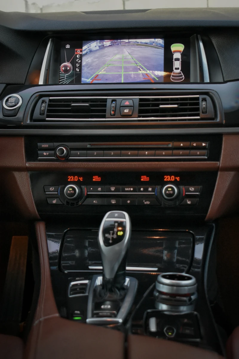 BMW 530 3.0D M5 PACK, снимка 10 - Автомобили и джипове - 53193132