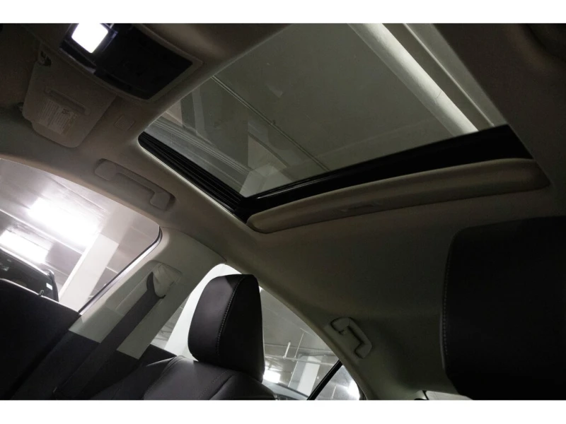 Lexus ES 300 HYBRID * * CARFAX * * АВТО КРЕДИТ * * , снимка 13 - Автомобили и джипове - 53303882