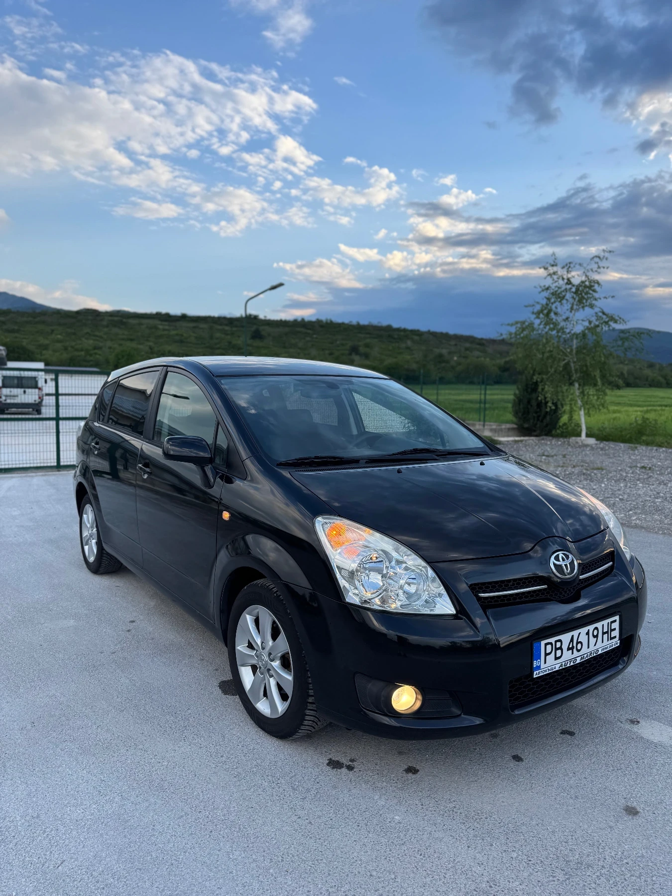 Toyota Corolla verso 1.6 VVT-i ХОЛАНДИЯ / FACELIFT / ТОП СЪСТОЯНИЕ - изображение 2
