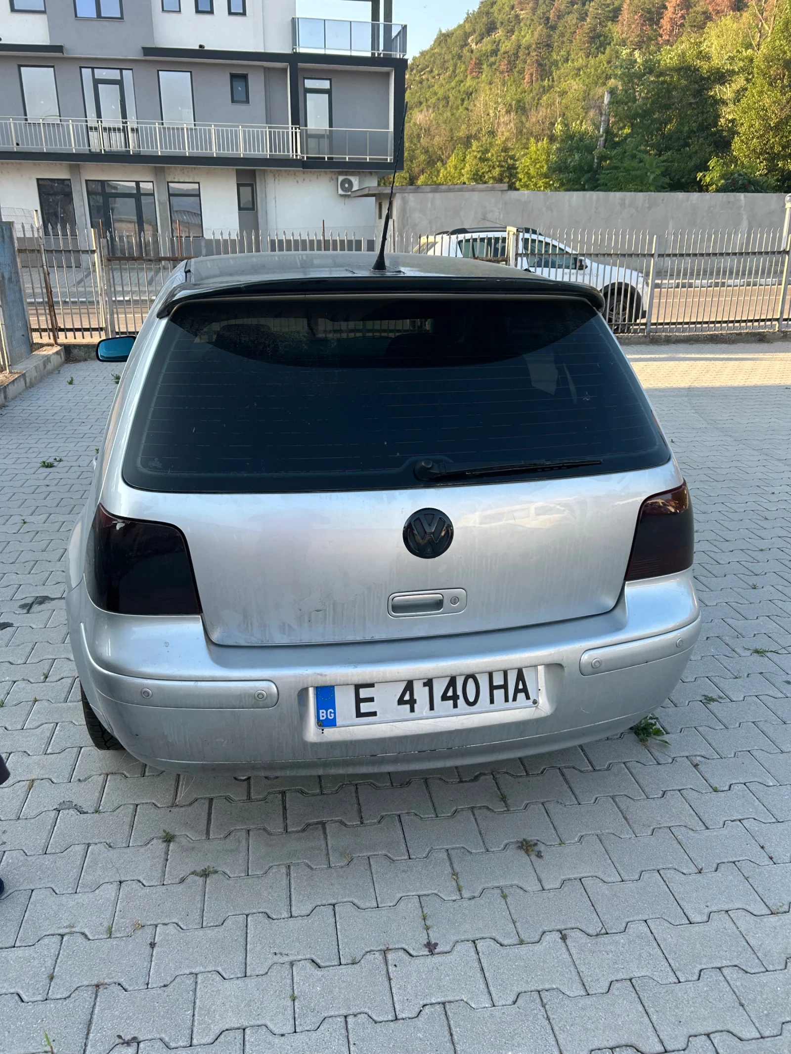 VW Golf 1.9 - изображение 3
