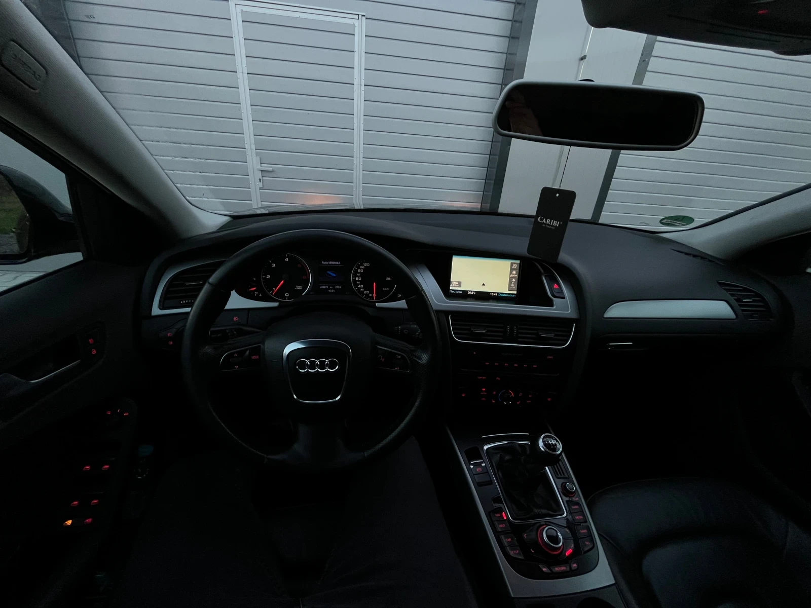 Audi A4 2.0 TDI - изображение 9